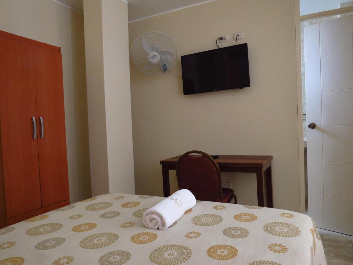 Hotel Las Flores Іка Екстер'єр фото