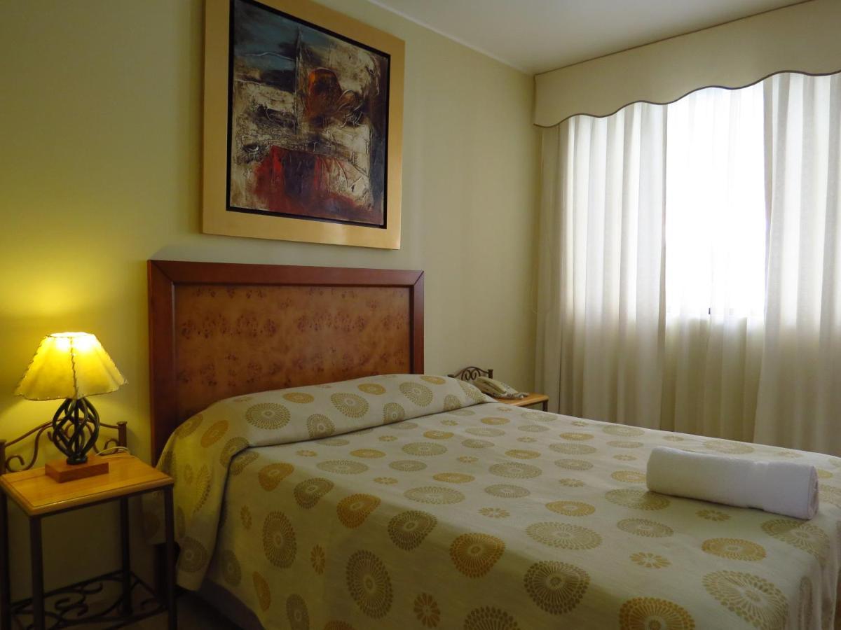Hotel Las Flores Іка Екстер'єр фото
