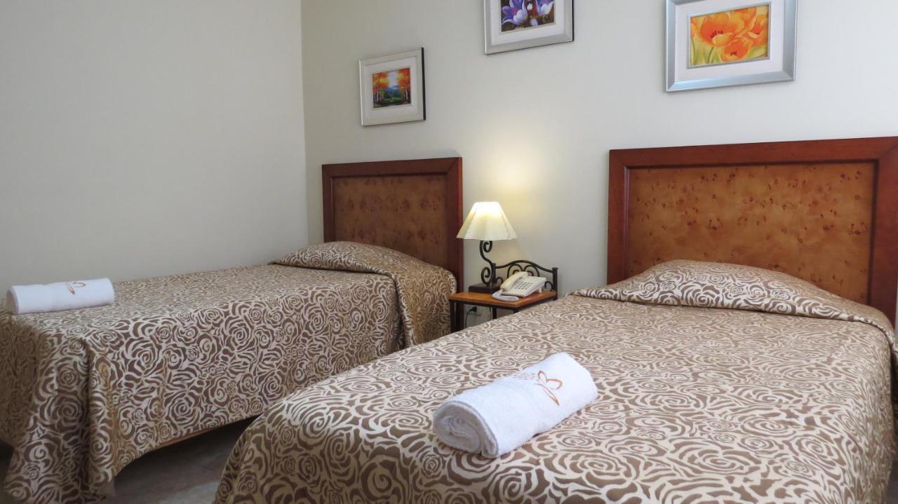 Hotel Las Flores Іка Екстер'єр фото