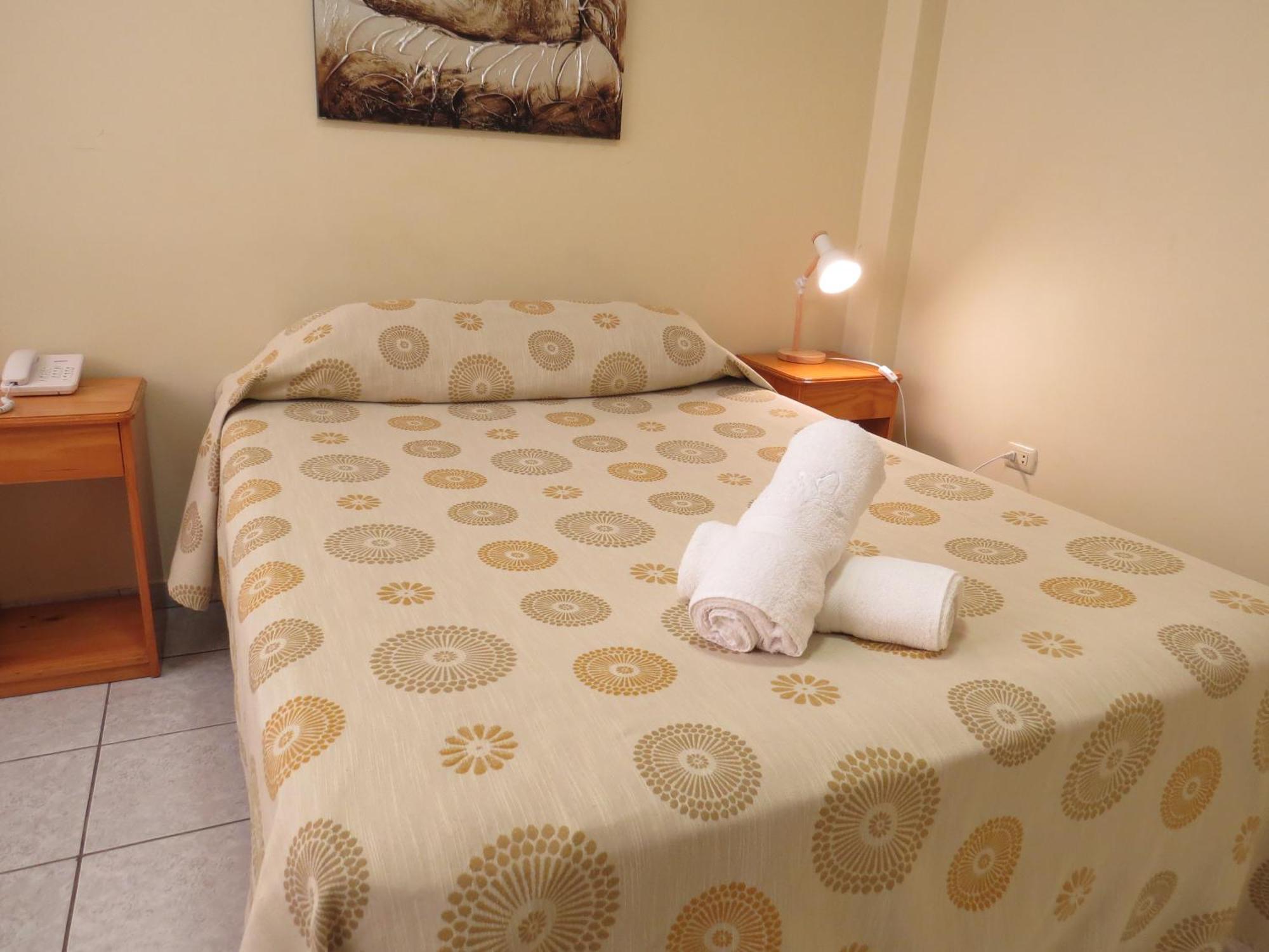 Hotel Las Flores Іка Екстер'єр фото