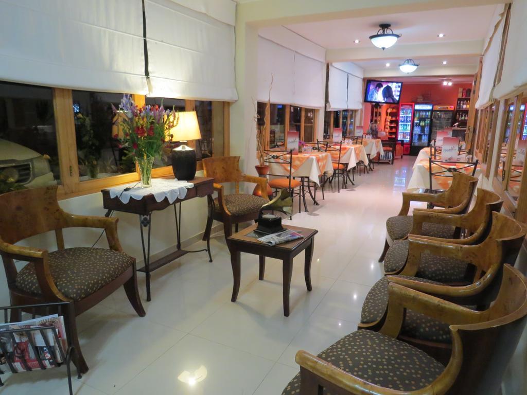Hotel Las Flores Іка Екстер'єр фото